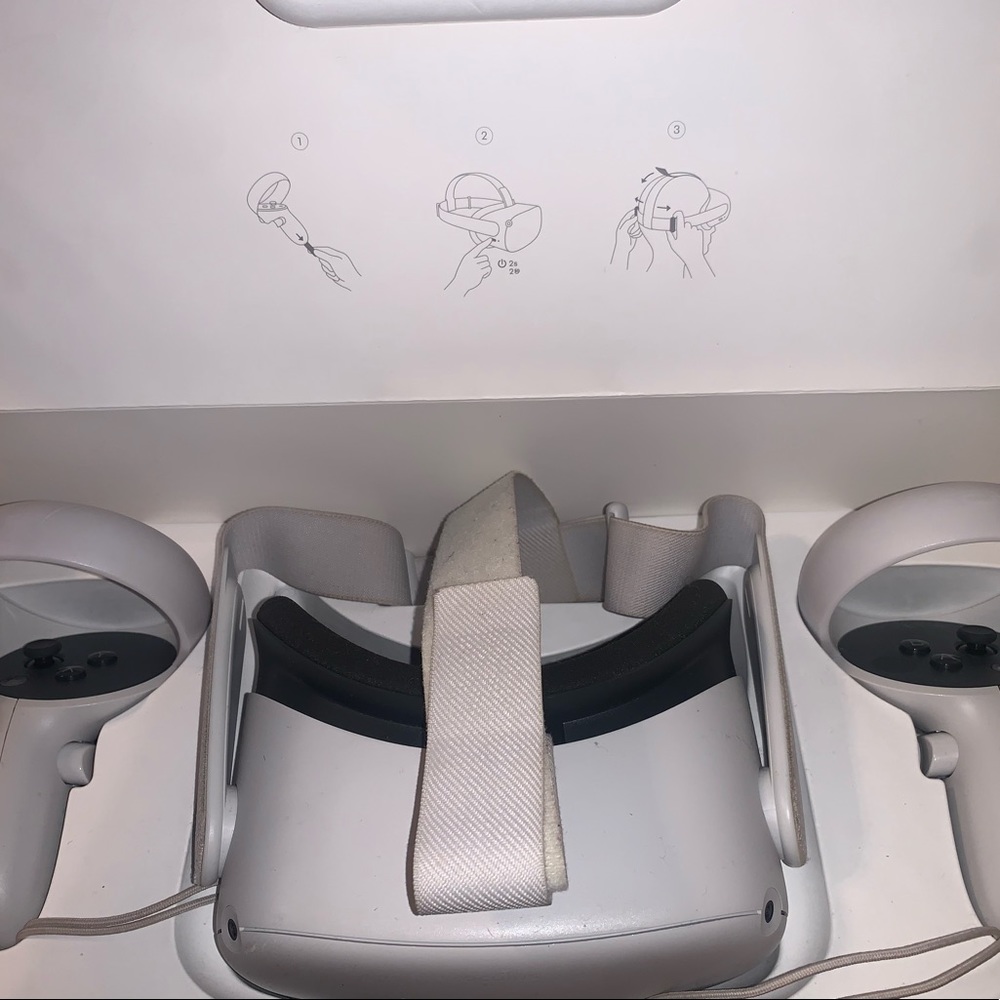 Oculus virtual headset - Picture 4 of 4
